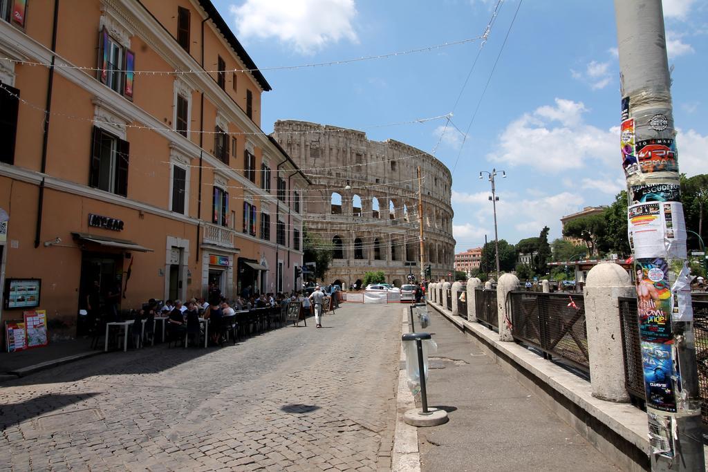 Colosseum Super Family Apartment Řím Pokoj fotografie